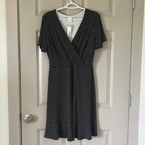 Super cute pleaded Stitch Fix Dress never worn with tags